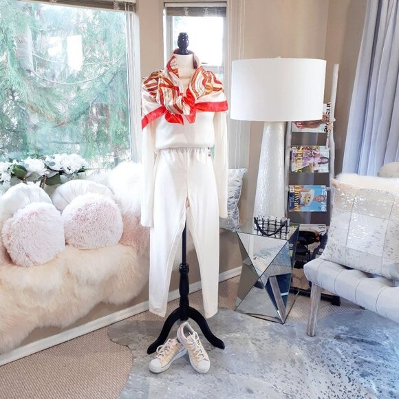 NWT Wildfox cotton blend vanilla cream “Smooches” jogger trackpants, S - Picture 4 of 13